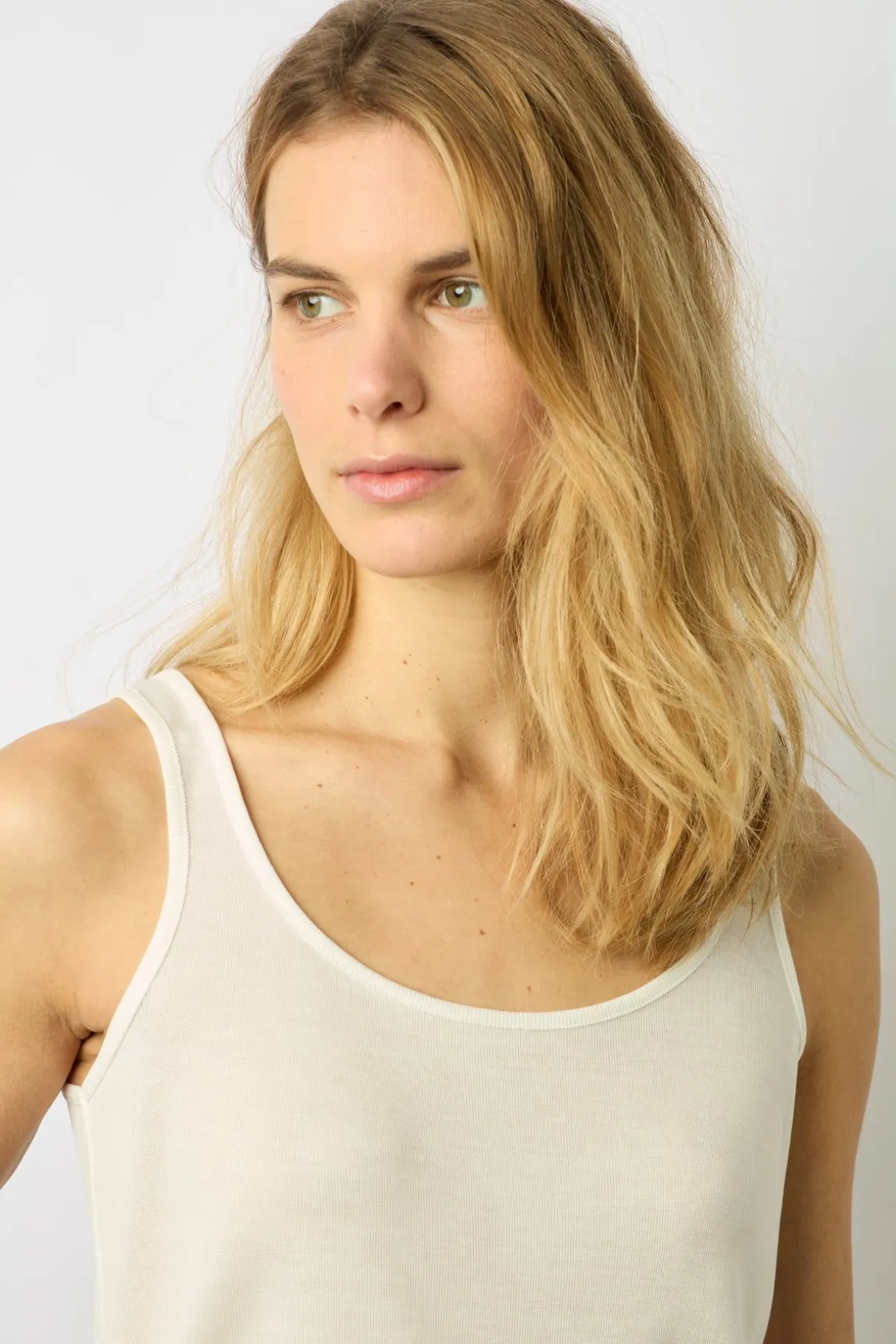 Debardeur A Fines Cotes Blanc - Mariana