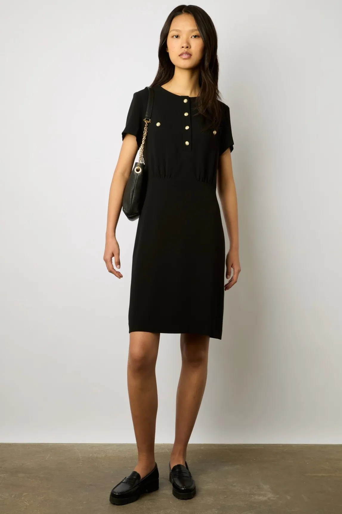 Robe Courte Et Cintree Unie Noir - Ellis
