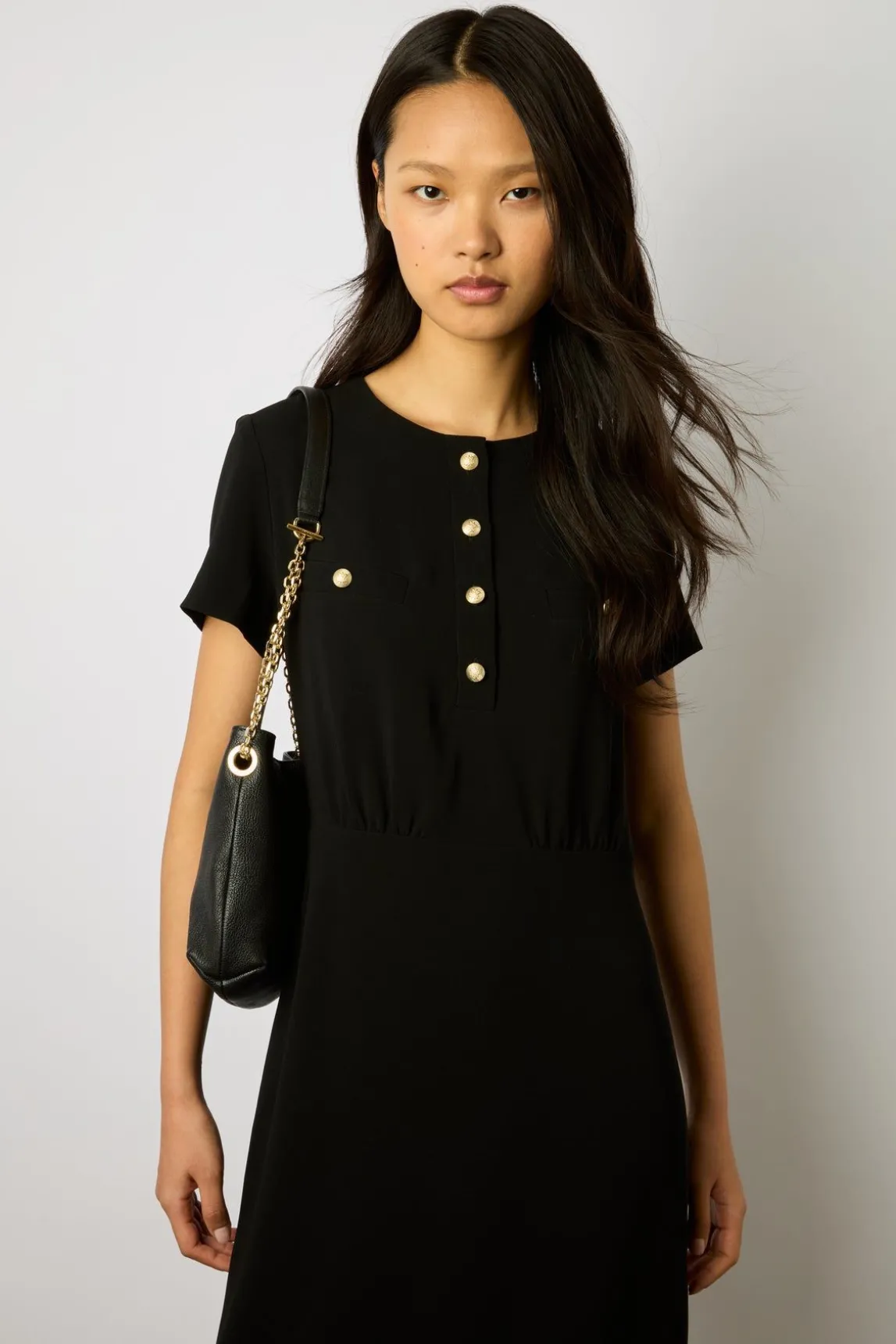 Robe Courte Et Cintree Unie Noir - Ellis