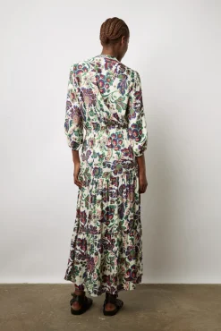 Robe Longue Cintree A Fleurs Ecru - Elycia