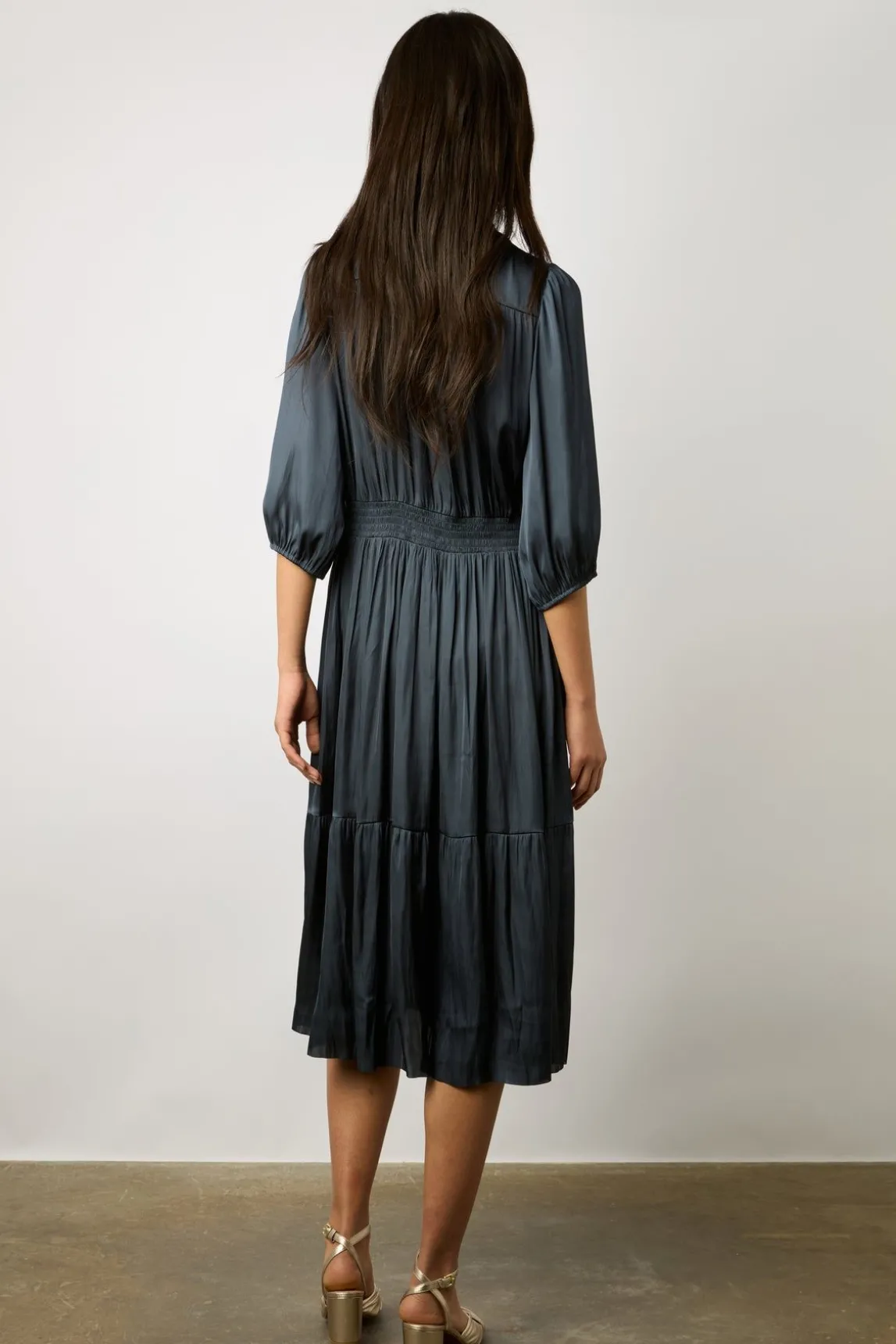 Robe Midi En Satin A Volants Encre - Endy