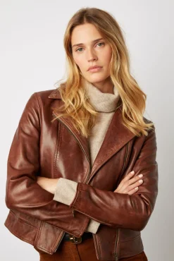 Veste En Cuir - Natsuni