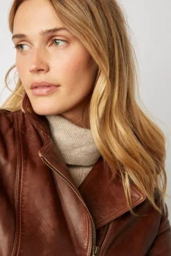 Veste En Cuir - Natsuni